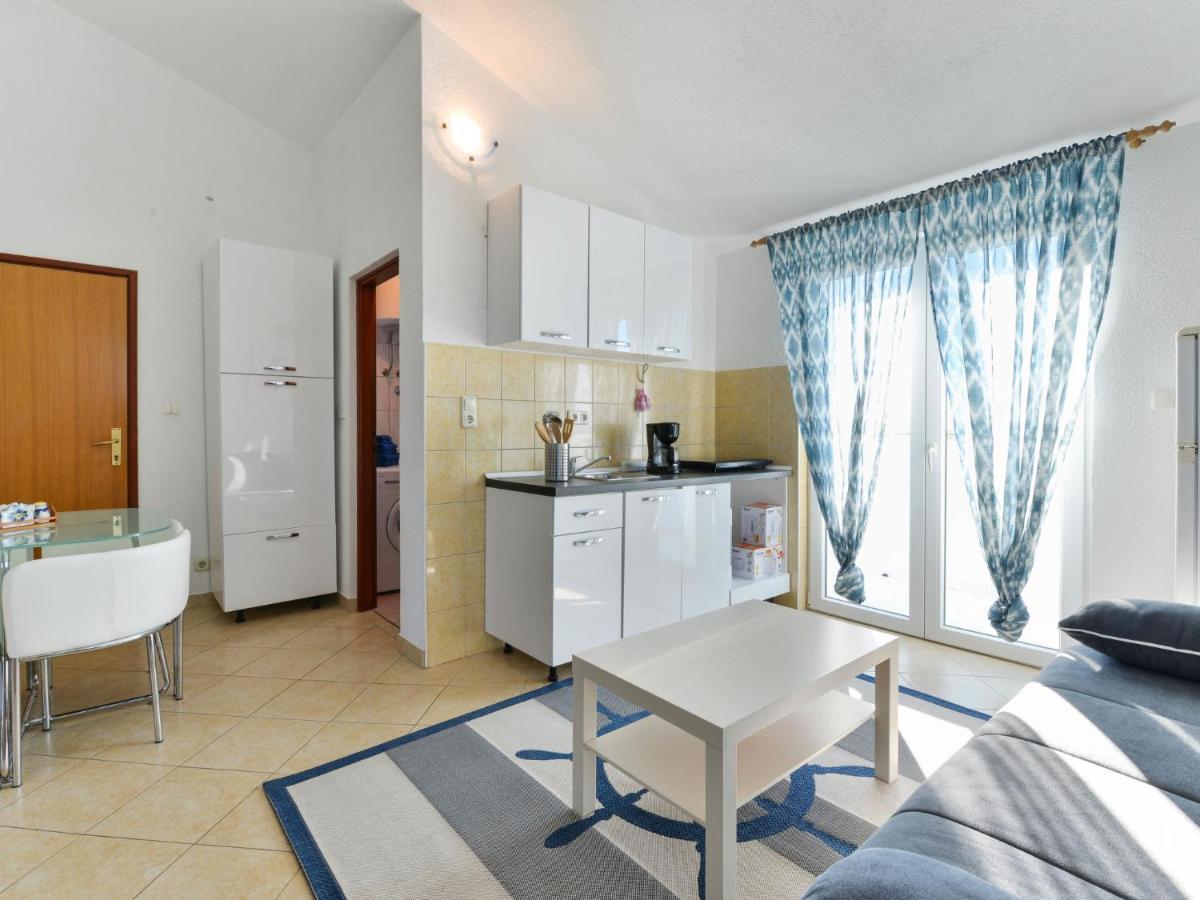 Apartment Jadran - Nin121 By Interhome